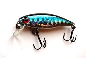 ������ AIKO SHINE minnow 38S 3,8�� 3,2� / HC02